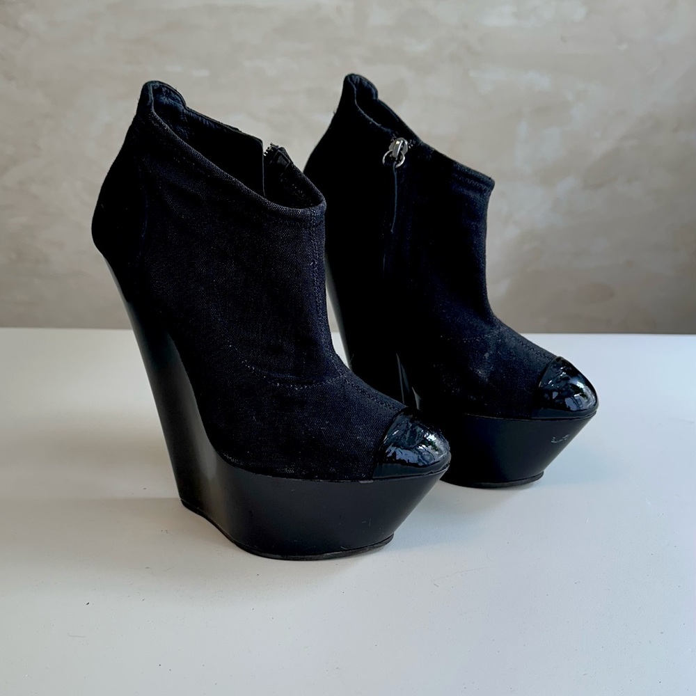 Giuseppe Zanotti Black Suede Platform